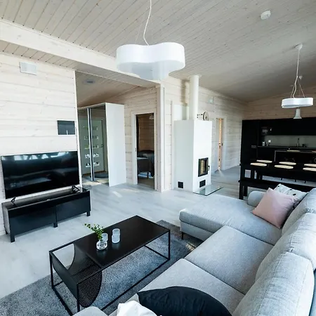 Kuulas Villa *